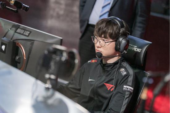 英雄联盟手游鸿蒙版正式上线抢先体验活动