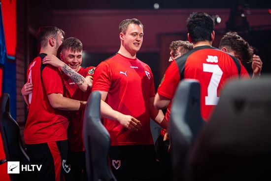 CS2与Vitality荣获2025年度最佳电竞游戏和战队